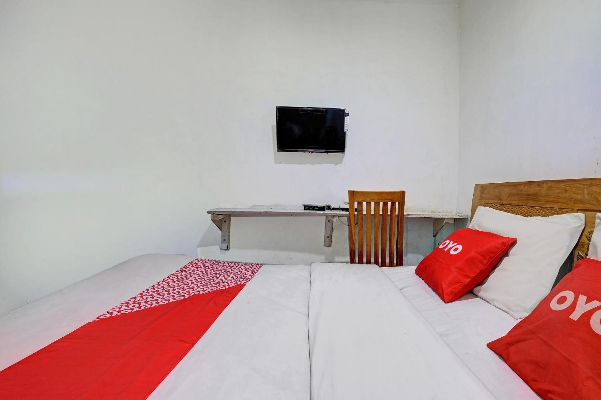Oyo Life 92877 Hotel Rainbow 7296 Σεμαράνγκ Εξωτερικό φωτογραφία